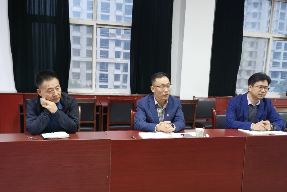 说明: //www.qunditoupai.com/__local/9/ED/29/5C9D00CE919FB563462D0E59A30_E1EC1AD3_52719.jpg